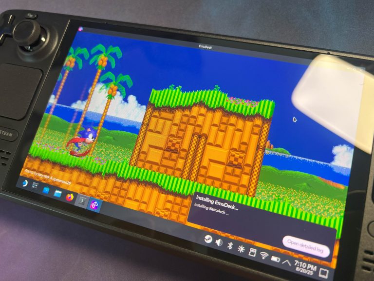 EmuDeck Installation auf dem Steam Deck läuft – RetroArch wird eingerichtet, im Hintergrund läuft Sonic.